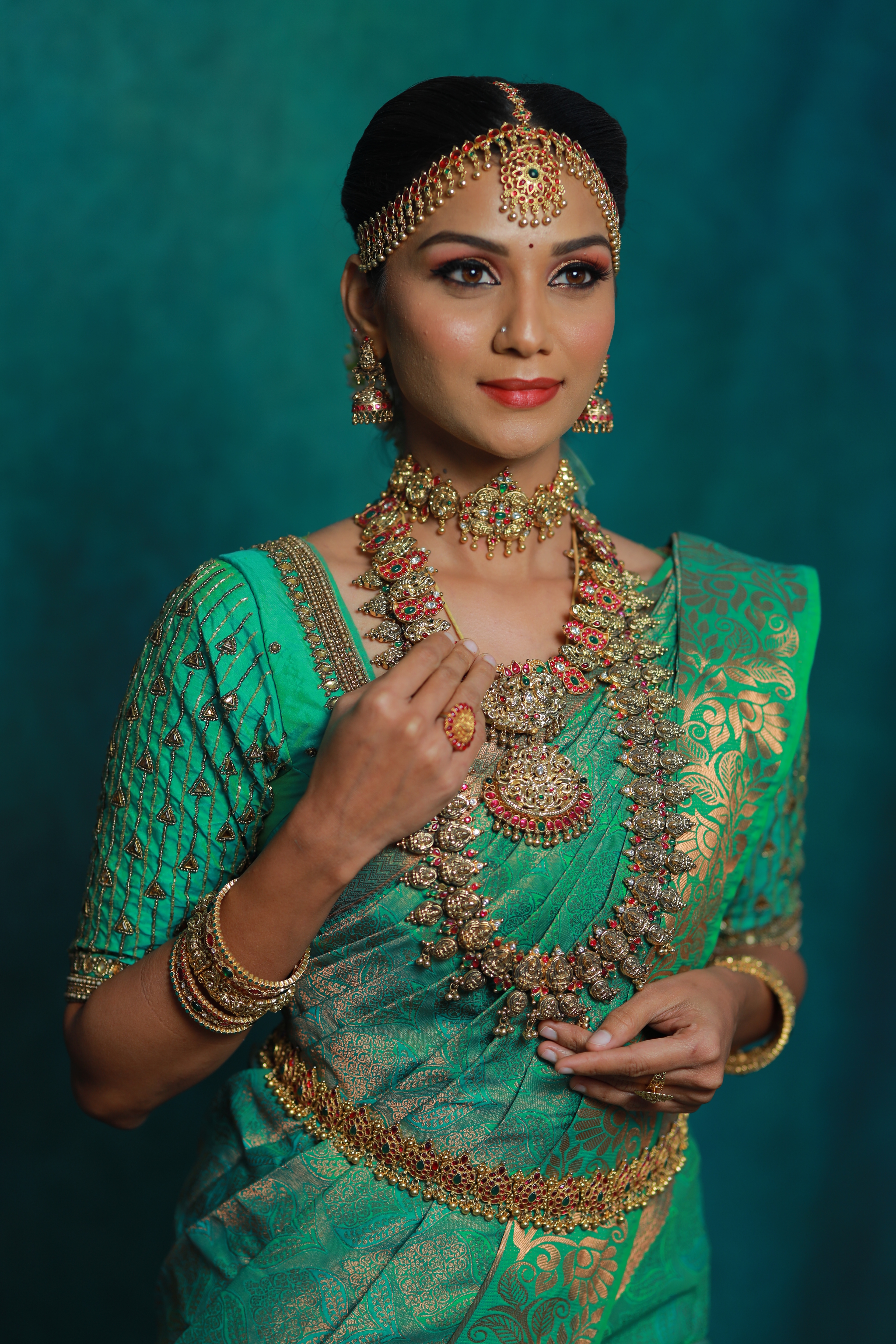 Keerthi Keerthika - Makeup artist Namakkal