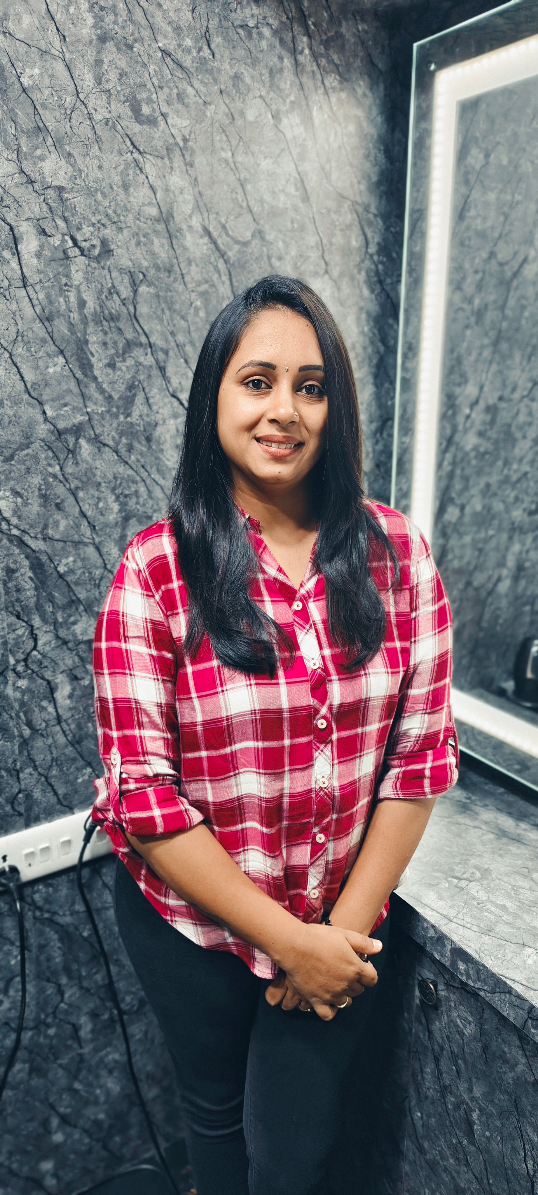 Vidhya V - Makeup artist
